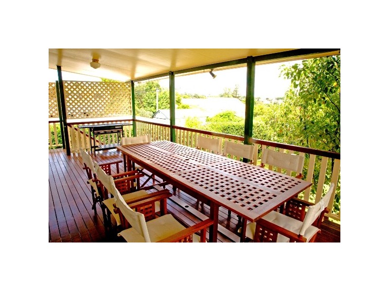 37 Shakespeare Street, Coorparoo QLD 4151