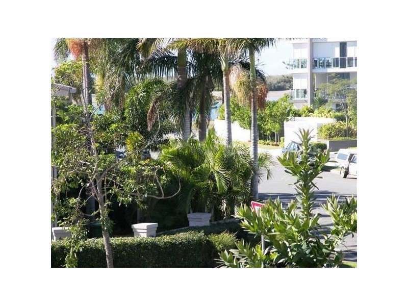 4/11 Clark Street, Biggera Waters QLD 4216