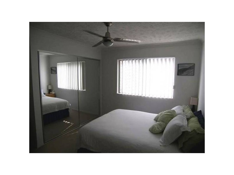 4/11 Clark Street, Biggera Waters QLD 4216