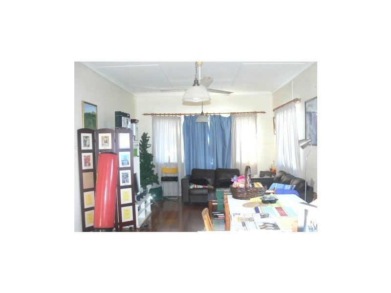 157 Dahlia Street, Cannon Hill QLD 4170