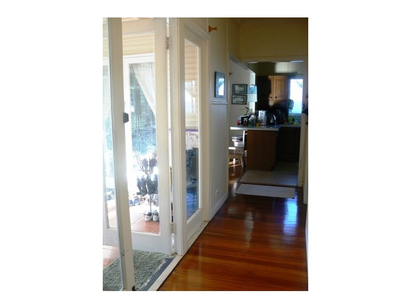 157 Dahlia Street, Cannon Hill QLD 4170