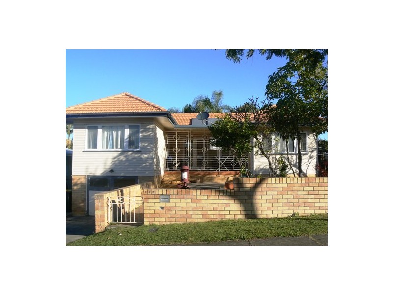 157 Dahlia Street, Cannon Hill QLD 4170