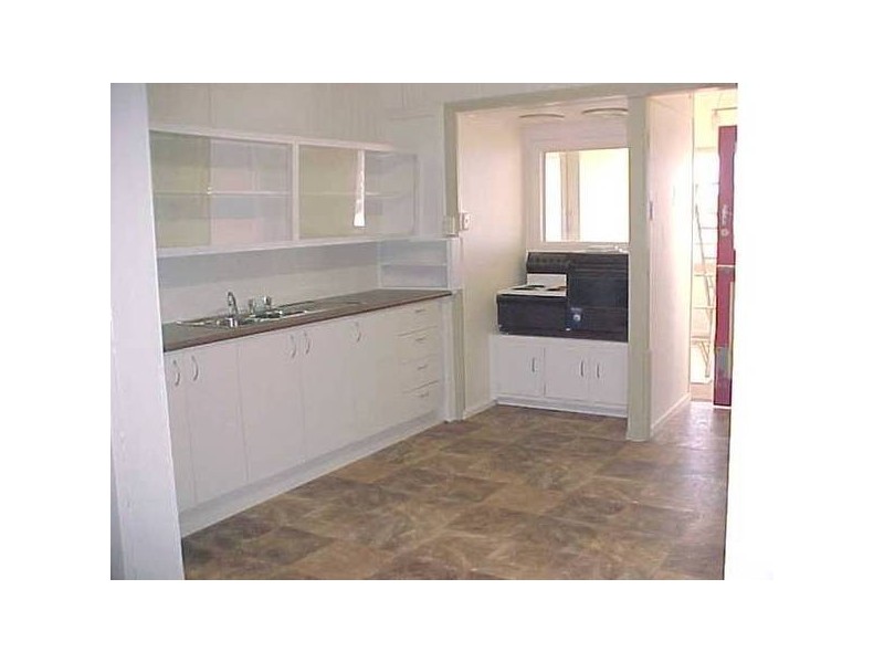 147 Pine Street, Wynnum QLD 4178