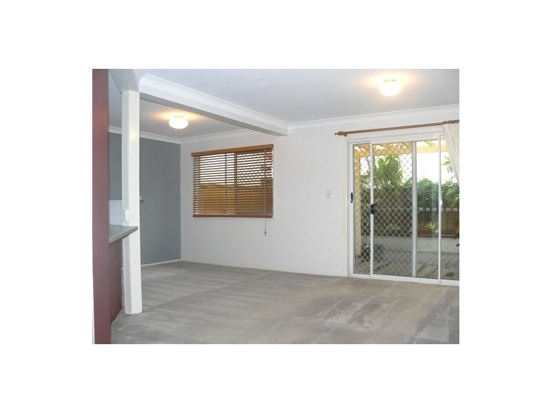 2/2 Channel Street, Cleveland QLD 4163