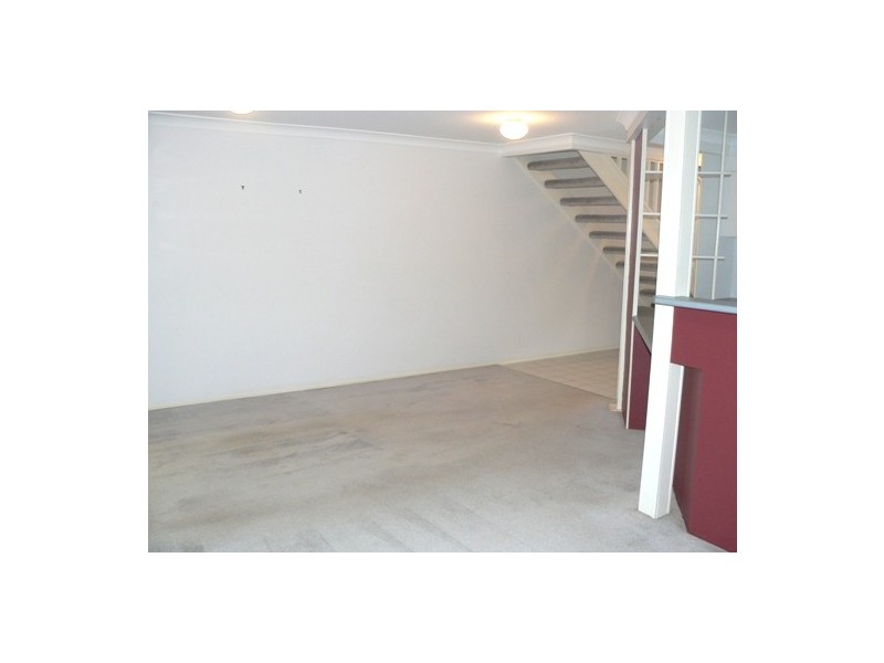 2/2 Channel Street, Cleveland QLD 4163