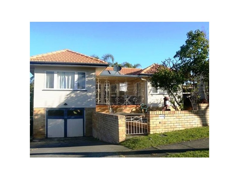 157 Dahlia Street, Cannon Hill QLD 4170