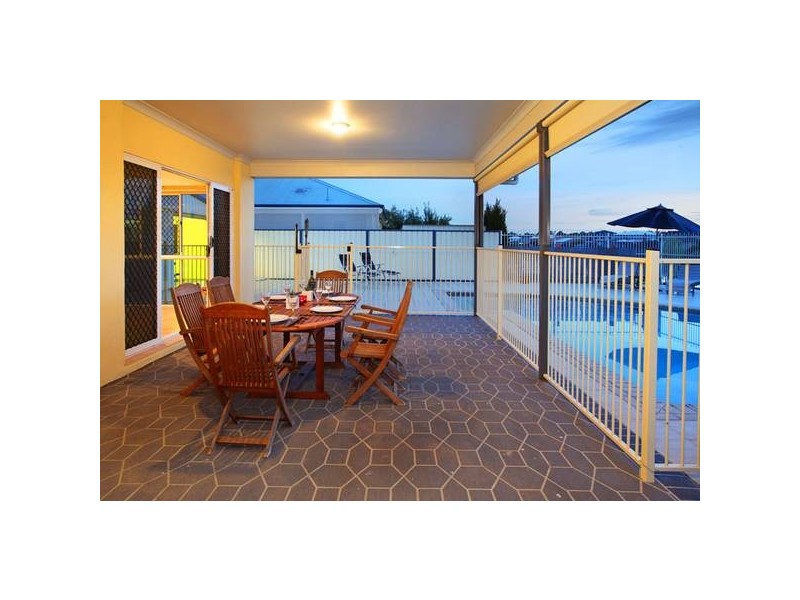 21 Allan Day Drive, Wellington Point QLD 4160