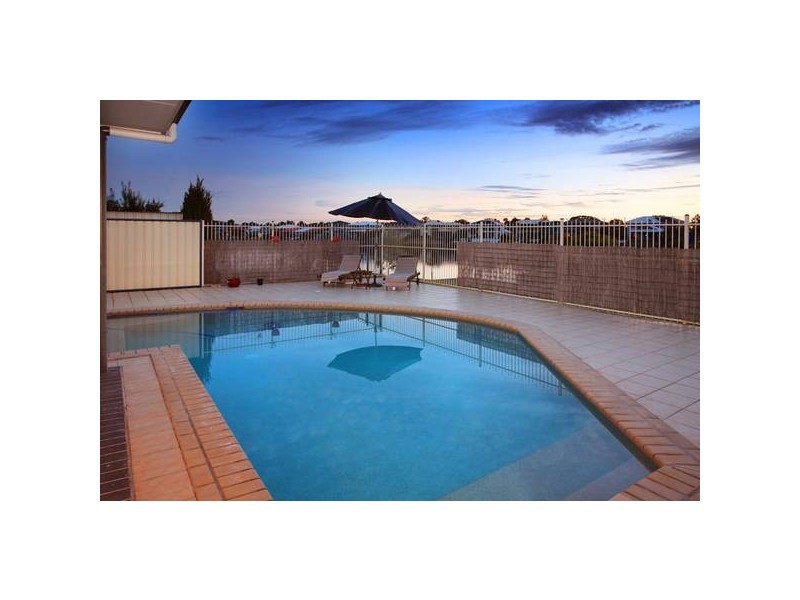 21 Allan Day Drive, Wellington Point QLD 4160