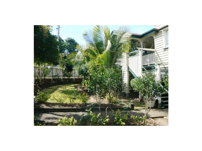 56 Fairfield Road, Fairfield QLD 4103
