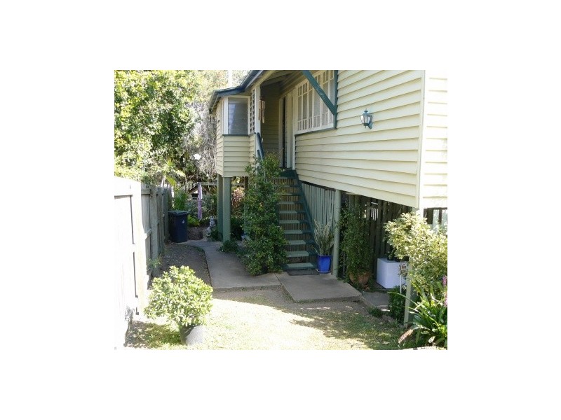 56 Fairfield Road, Fairfield QLD 4103