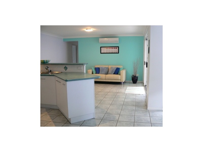 16 Haig Road, Birkdale QLD 4159