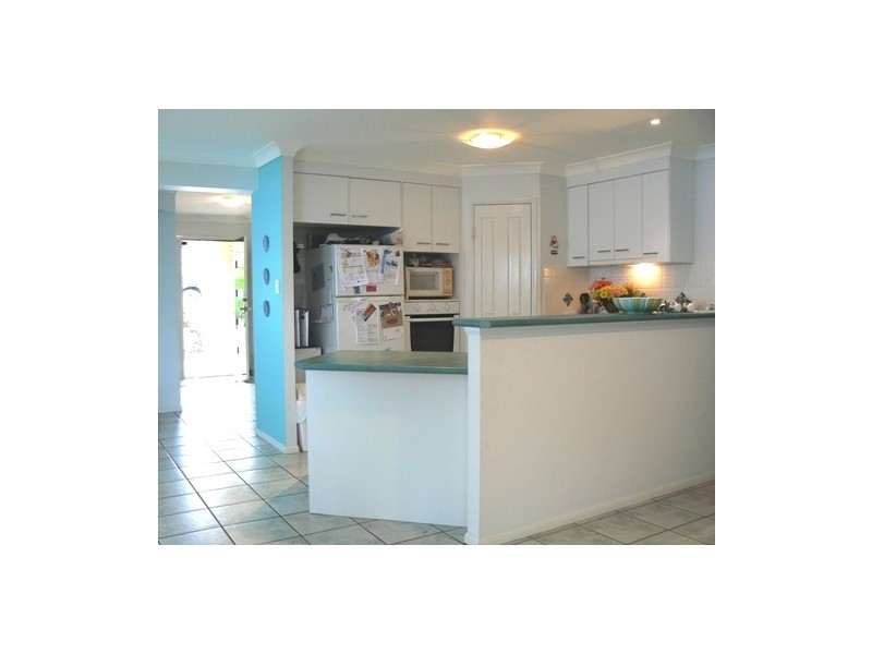 16 Haig Road, Birkdale QLD 4159