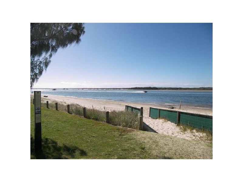 Biggera Waters QLD 4216