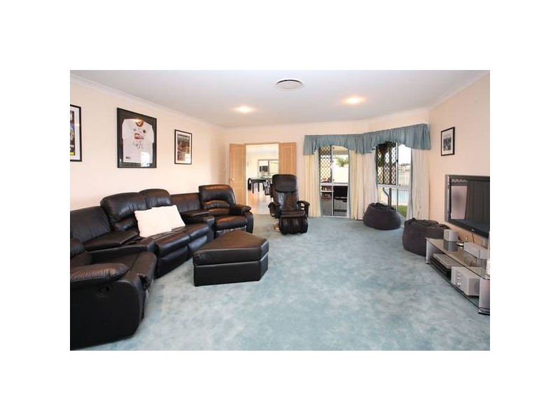 21 Allan Day Drive, Wellington Point QLD 4160