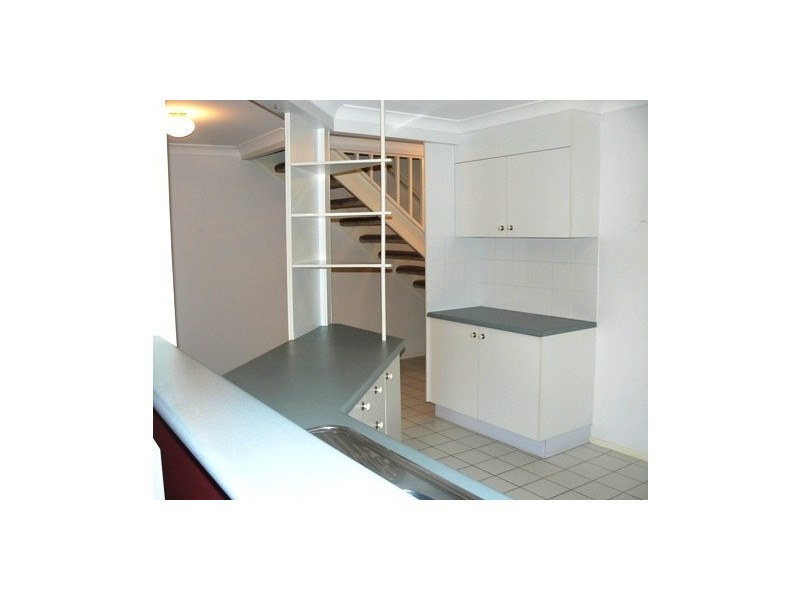 2/2 Channel Street, Cleveland QLD 4163