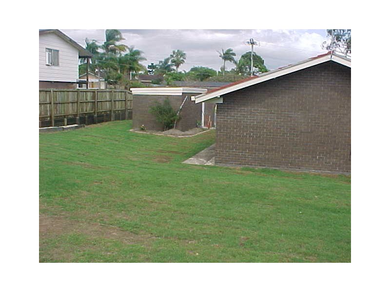 89 Randall Road, Birkdale QLD 4159