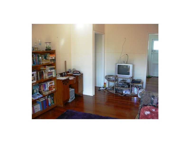 6 Boongall Road, Camp Hill QLD 4152