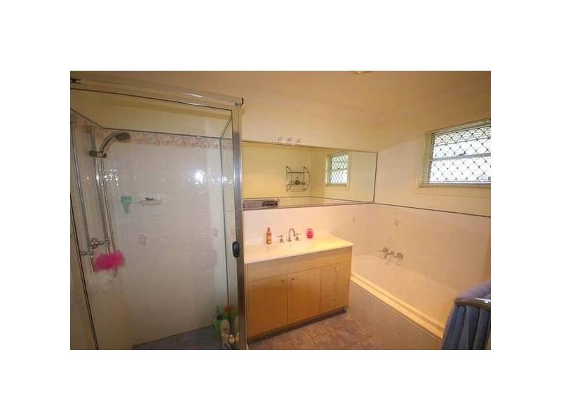 3 Helena Street, Wellington Point QLD 4160