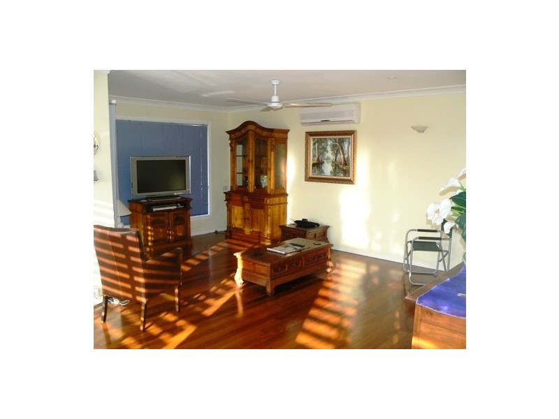 128 Queens Esplanade, Thorneside QLD 4158