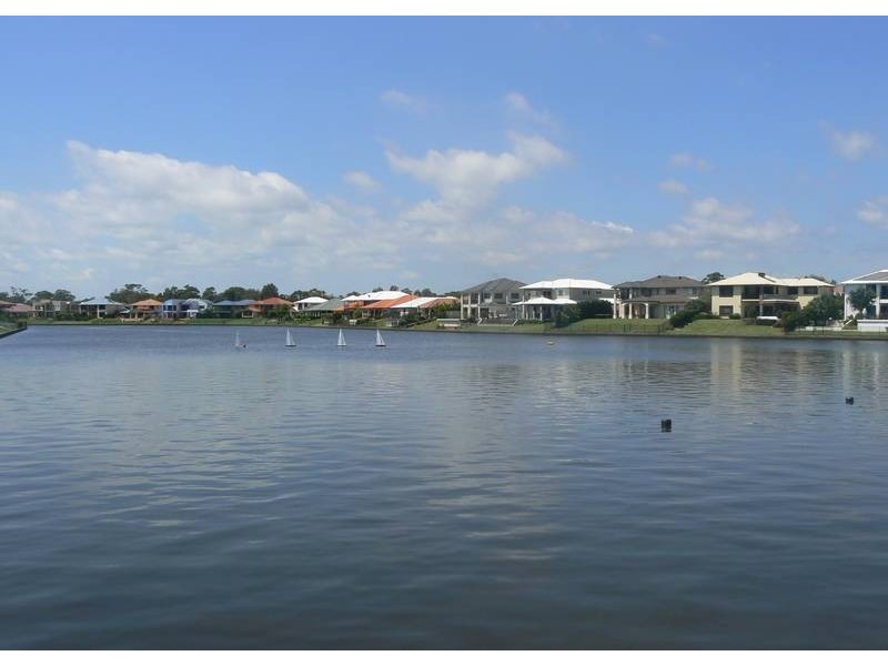 21 Allan Day Drive, Wellington Point QLD 4160