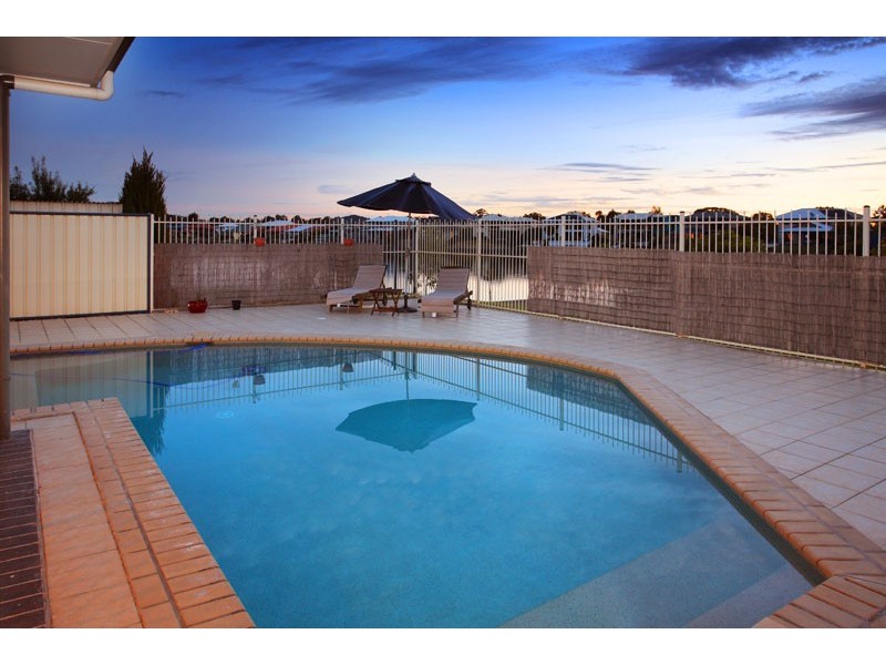 21 Allan Day Drive, Wellington Point QLD 4160