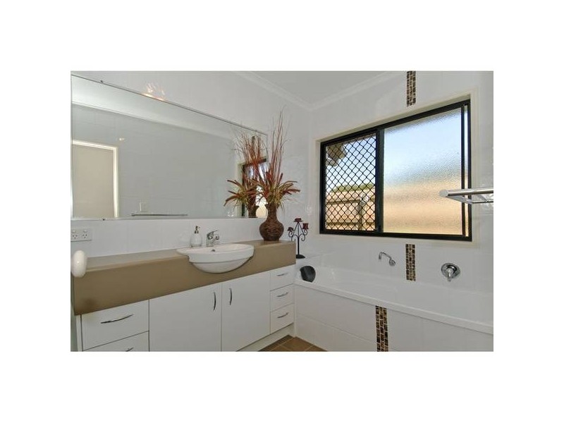 3 Nadine Crescent, Thornlands QLD 4164