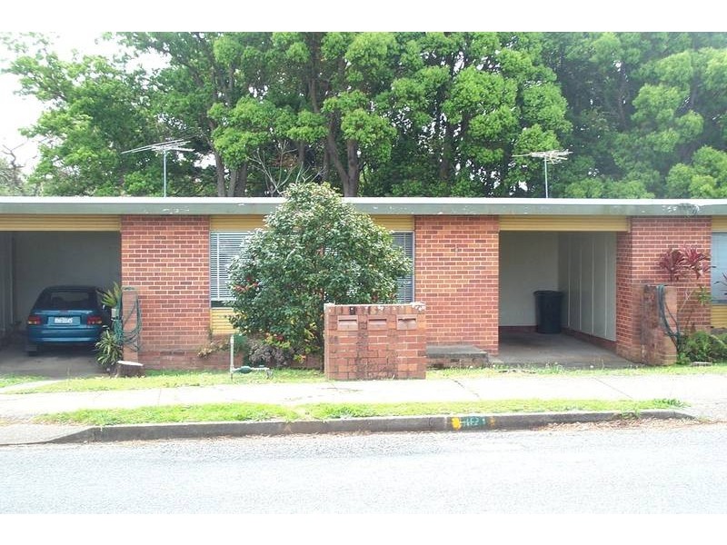 2/8 Washington St (r), Kempsey NSW 2440