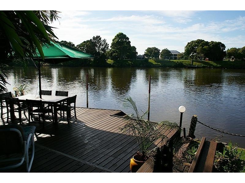 13 Russell Avenue, Smithtown Via, South West Rocks NSW 2431