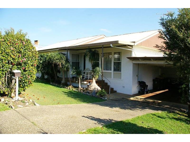 4 Thomas Hennessy Crescent, Kempsey NSW 2440