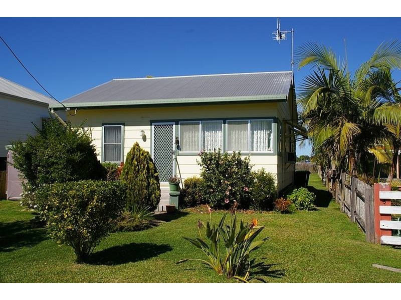 7 Macleay Street, Gladstone Via, Kempsey NSW 2440