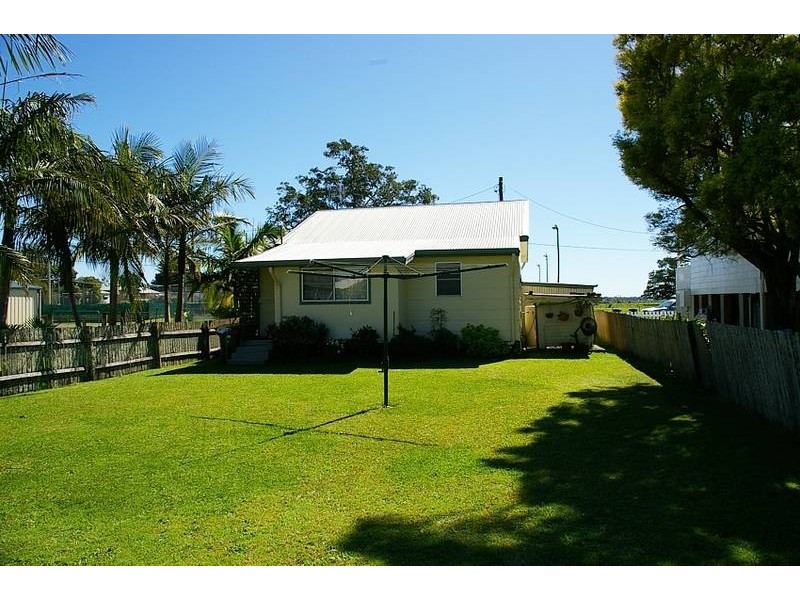 7 Macleay Street, Gladstone Via, Kempsey NSW 2440