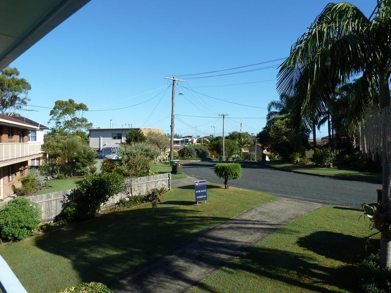 13 Currawong Crescent, South West Rocks NSW 2431