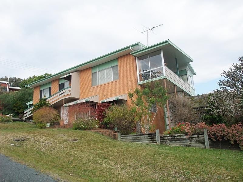 9 Gowing Street, Crescent Head NSW 2440
