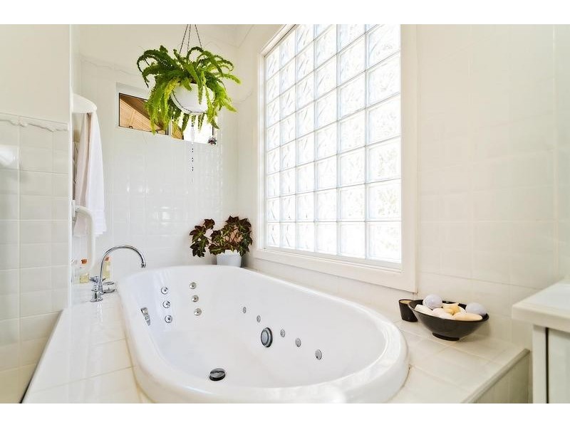 8 Hutcheson Street, Hat Head NSW 2440
