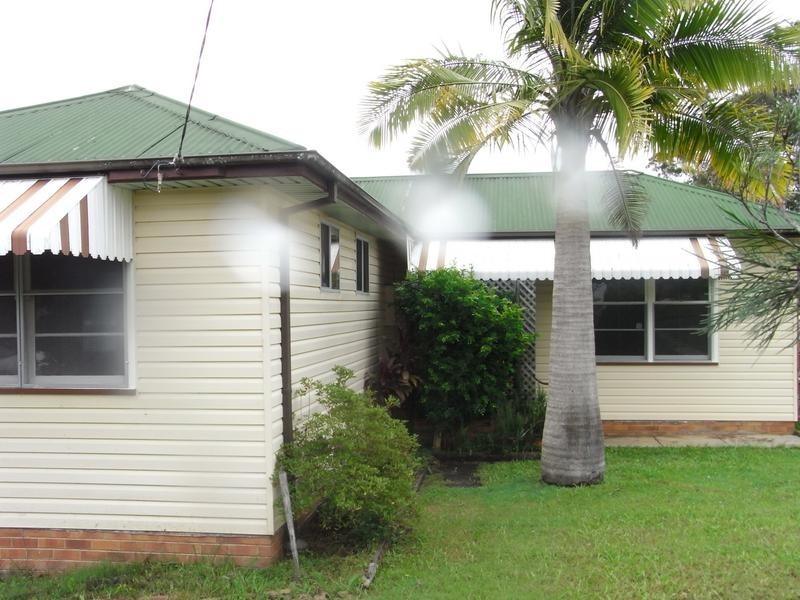 27 Elrington Avenue, West Kempsey NSW 2440