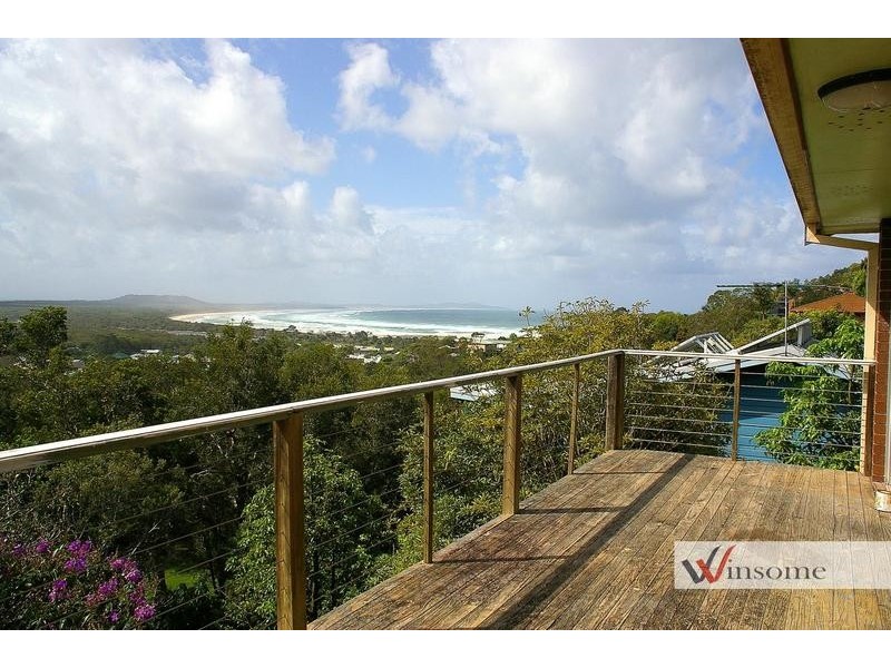 8 Comara Terrace, Crescent Head NSW 2440
