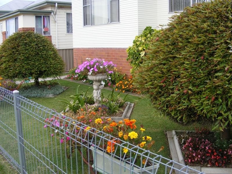4 Russell Ave, Smithtown NSW 2440