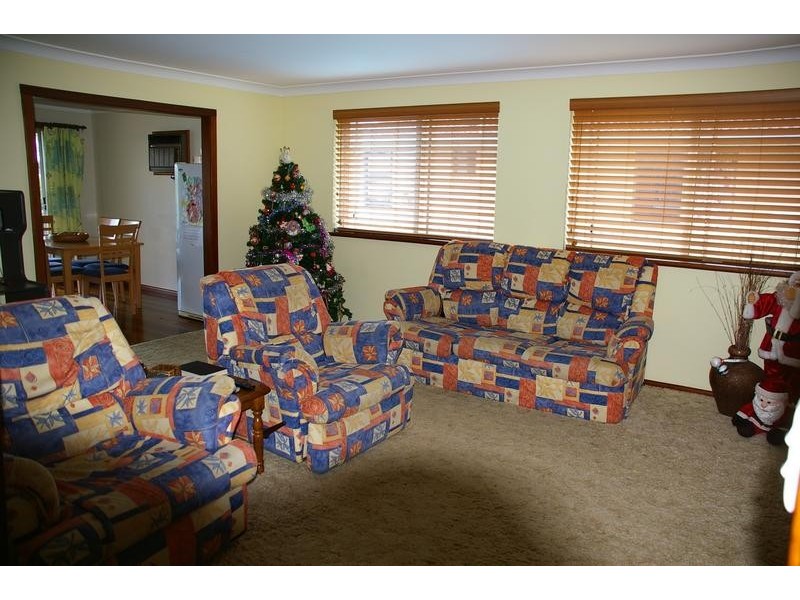 2 Lawrence Crescent, Kempsey NSW 2440