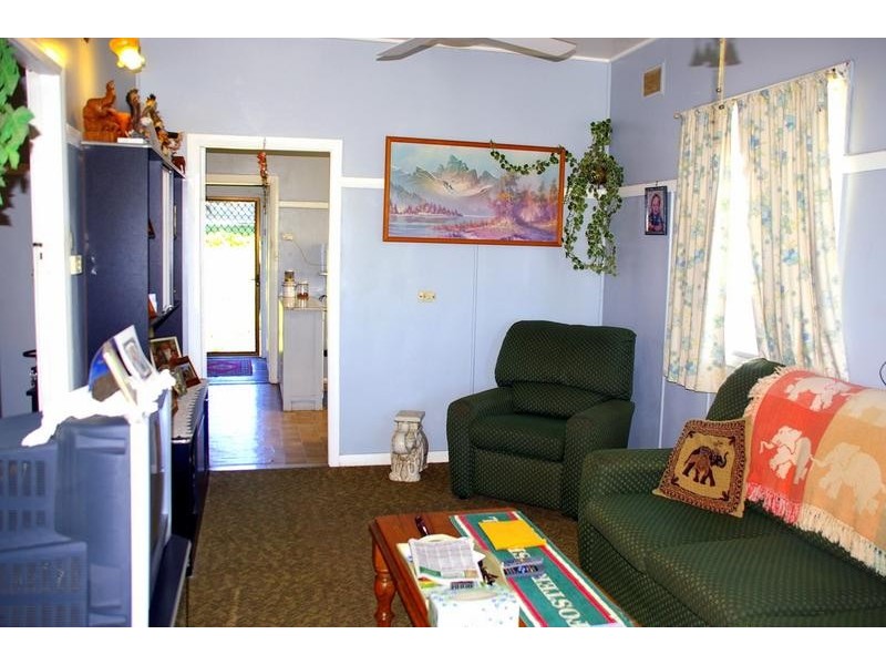 63 Cameron Street, West Kempsey NSW 2440