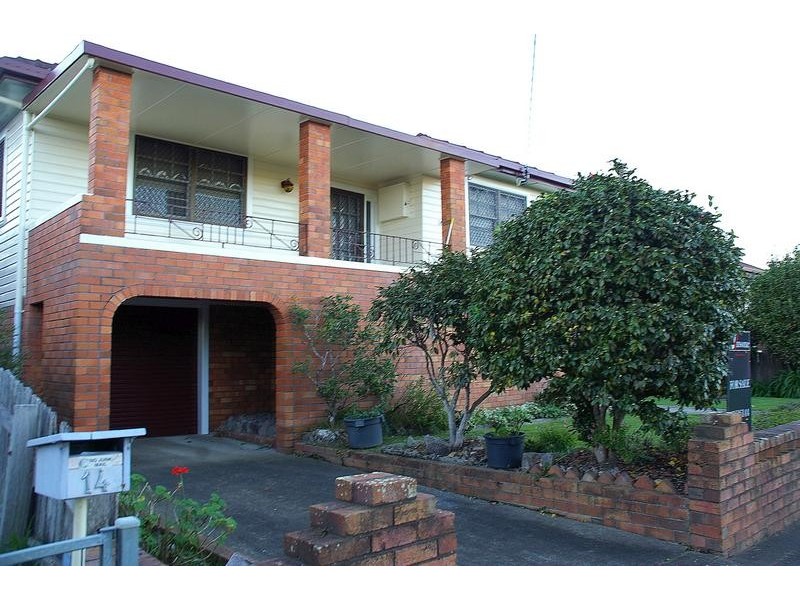 16 Wide Street, Kempsey NSW 2440