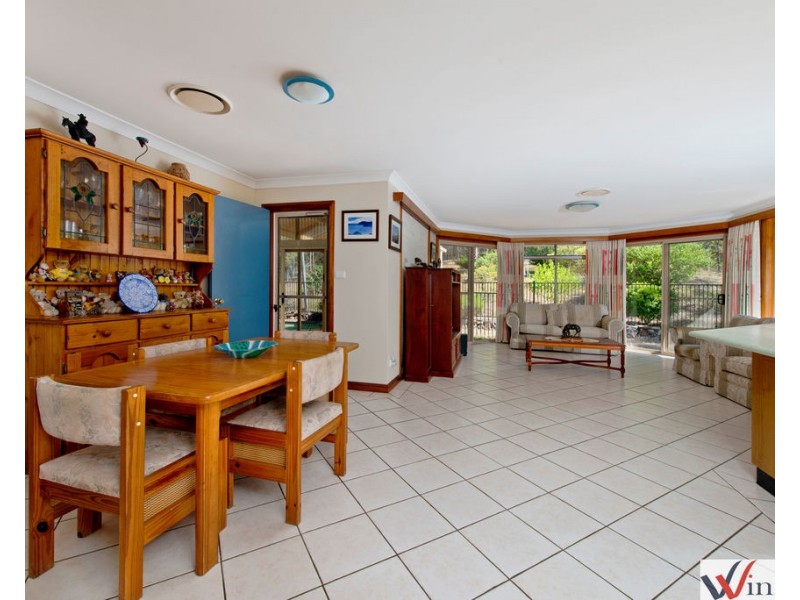 73 Neville Morton Drive, Crescent Head NSW 2440