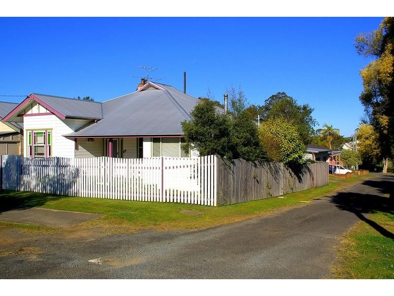 15 Wide Street, West Kempsey NSW 2440