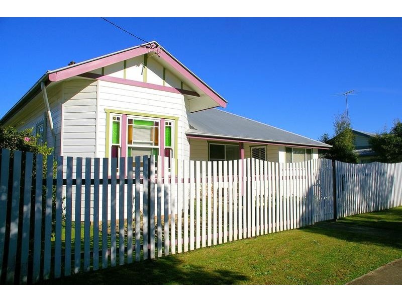 15 Wide Street, West Kempsey NSW 2440