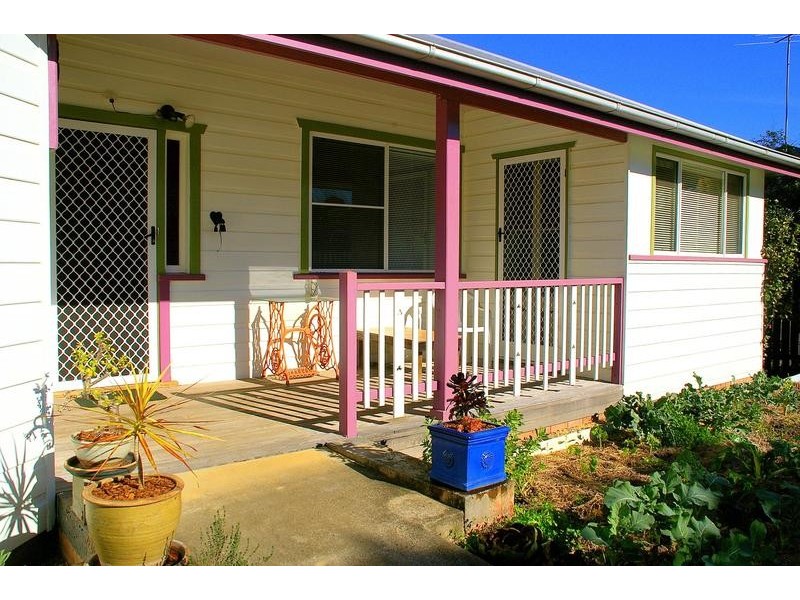 15 Wide Street, West Kempsey NSW 2440