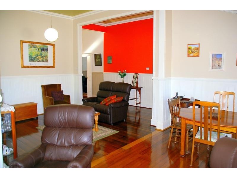 15 Wide Street, West Kempsey NSW 2440