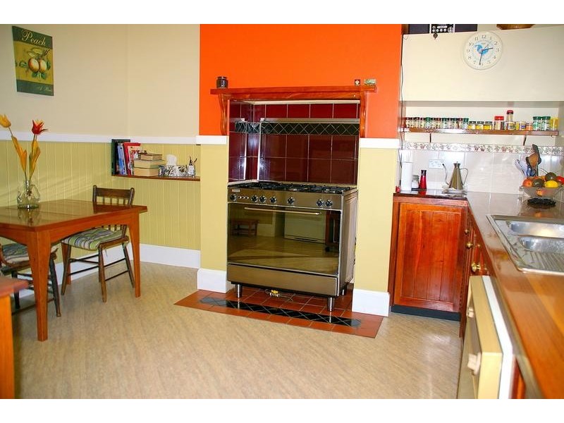 15 Wide Street, West Kempsey NSW 2440