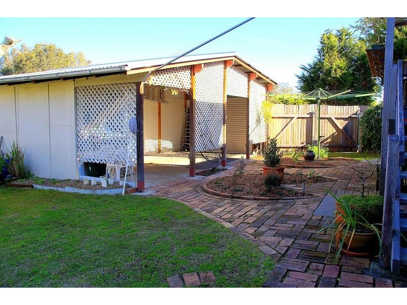 15 Wide Street, West Kempsey NSW 2440