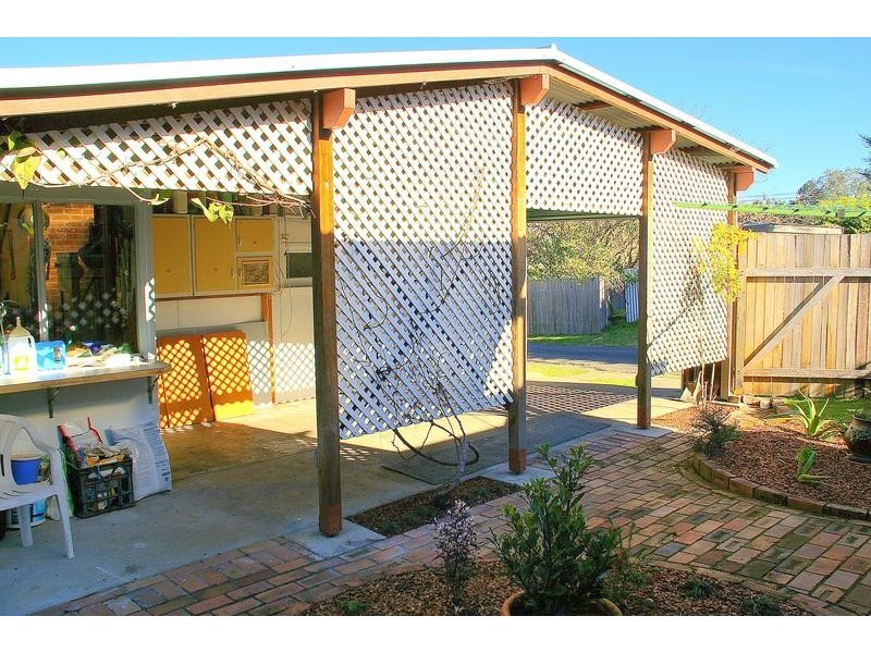 15 Wide Street, West Kempsey NSW 2440