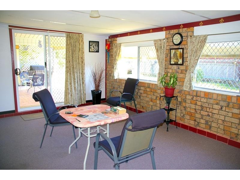 6 Mawson Place, West Kempsey NSW 2440