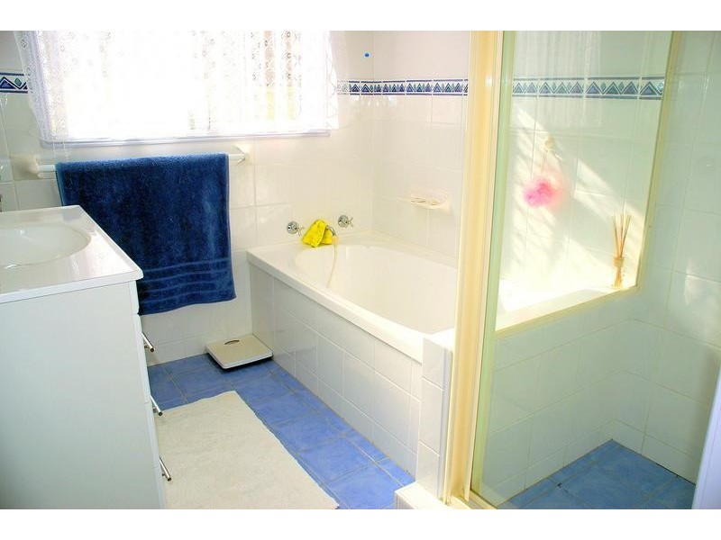 6 Mawson Place, West Kempsey NSW 2440